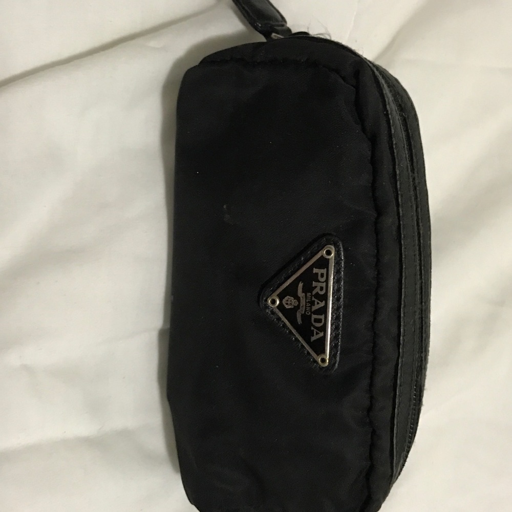 Makeup bag